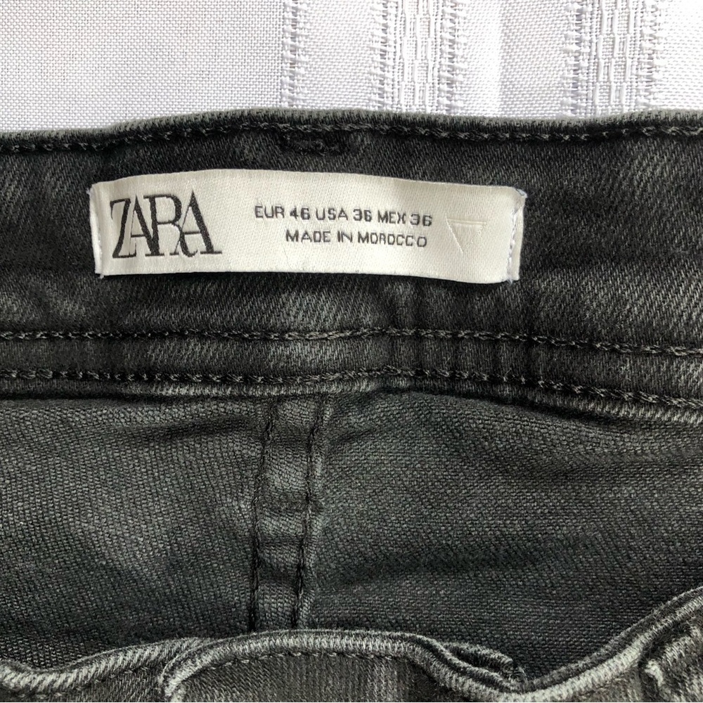 Zara Black Denim Straight Leg Jeans with Some Stretch! Size 36 - Picture 8 of 9